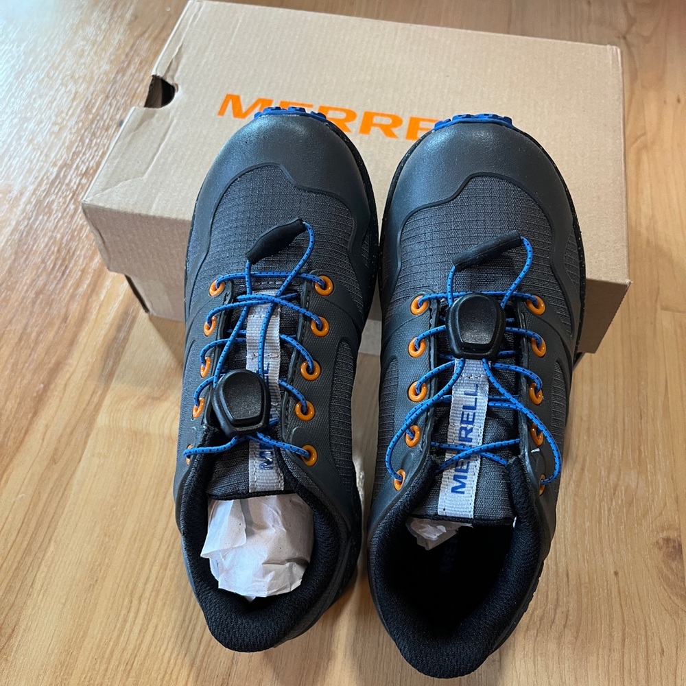 Merrell Alta light boy hiking shoes waterproof 13.5c